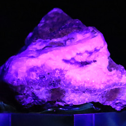 78g『レア』 蛍光 ロータスピンク 天然 アラゴナイト 原石 鉱物 標本｜アフガニスタン ヘルマンド州 産 10枚目の画像