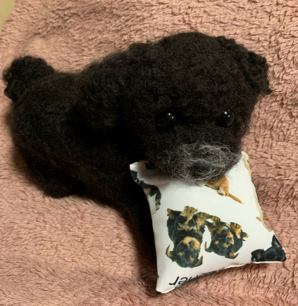 羊毛フェルト　ハンドメイド　犬　トイプードル　な〜に？ 楽天市場】ハマナカ ふわふわ羊毛でつくるフェルト犬 トイ
