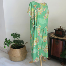 【シンガポール/バジュクロン】お花のワンピース・丸洗いOK/アイロン不要・シンガポールから送料無料） 5枚目の画像