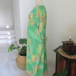 【シンガポール/バジュクロン】お花のワンピース・丸洗いOK/アイロン不要・シンガポールから送料無料） 4枚目の画像