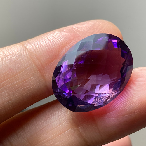 AMR06 天然 大粒 アメジスト 楕円 アメシスト 紫水晶 ２月誕生石 