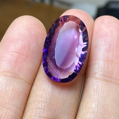 AMR07 天然 大粒 アメジスト 楕円 アメシスト 紫水晶 2月誕生石