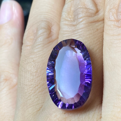AMR07 天然 大粒 アメジスト 楕円 アメシスト 紫水晶 2月誕生石