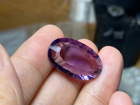 AMR07 天然 大粒 アメジスト 楕円 アメシスト 紫水晶 ２月誕生石 ルース 裸石 3枚目の画像