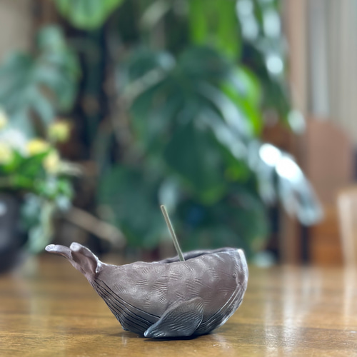 再販】可愛い笑顔のクジラさんお香立て その他インテリア雑貨 やよい窯