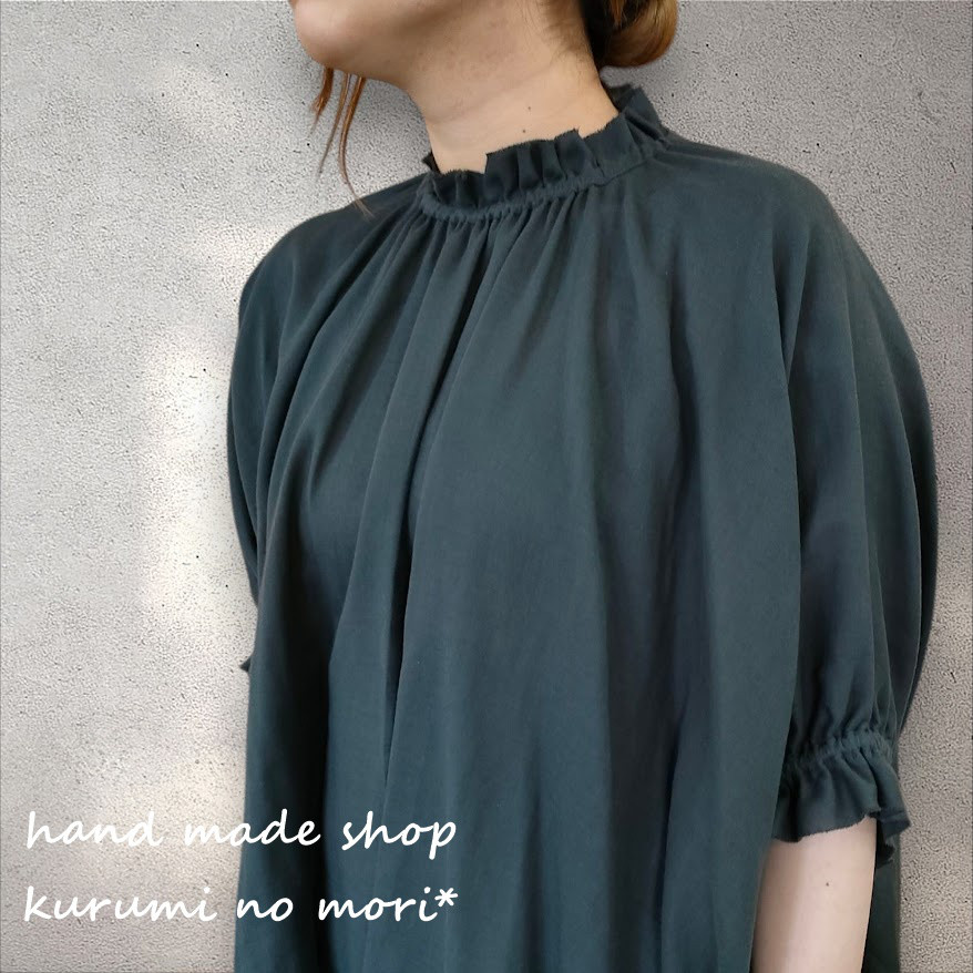 受注制作　フリルパフスリーブプルオーバー　M・L