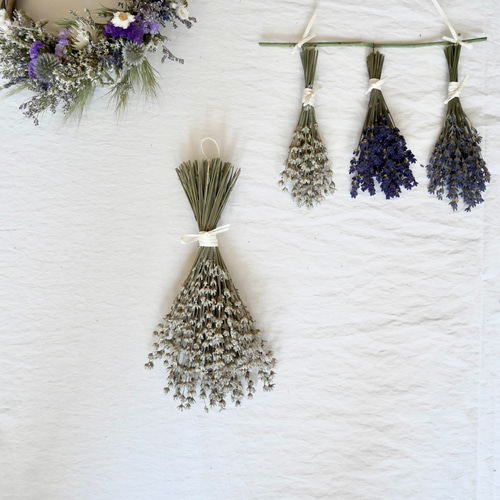 北海道富良野産 ホワイトラベンダースワッグ。ドライフラワースワッグ