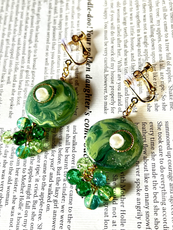 フラワー レジン カボション ピアス ハンドメイド イヤリング変更可能