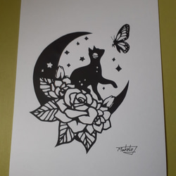 切り絵アート　花月と猫と蝶 2枚目の画像