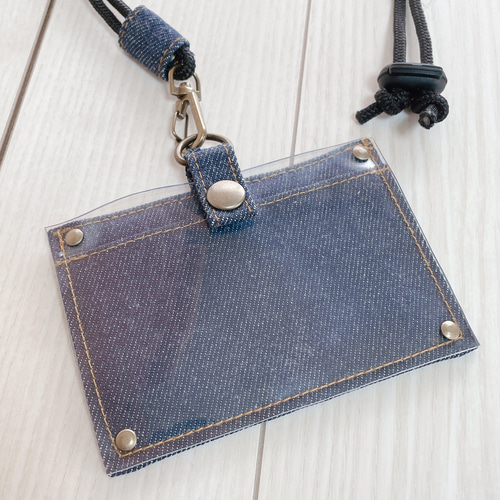 パスケース エッセンシャル ミニ ID カード ケース・シグネチャー