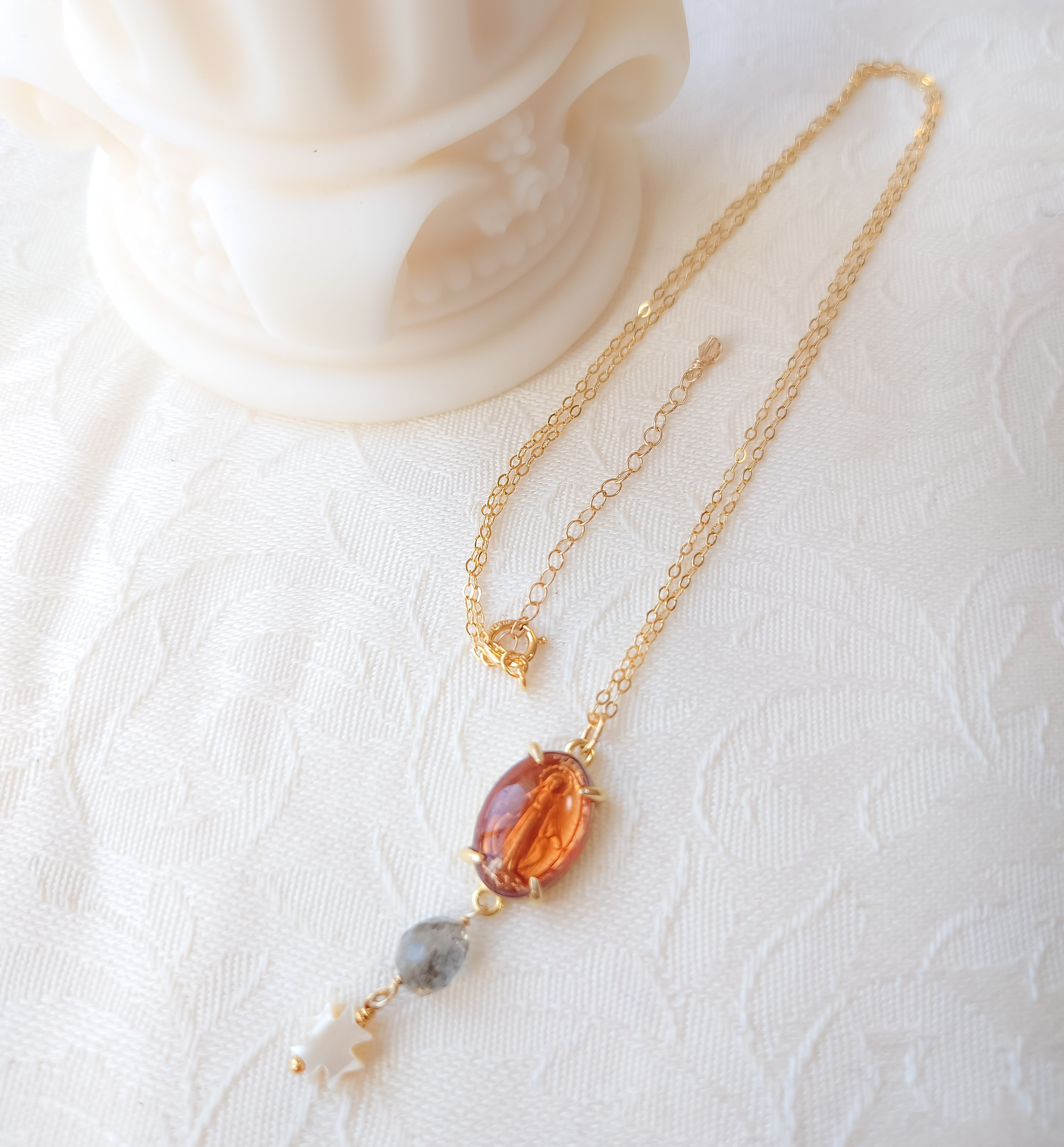 奇跡のメダイ(red)&アクアマリン Y字ネックレス 14金ゴールドフィルド