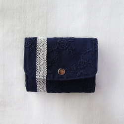 刺繍×レースのミニ財布　ネイビー 薔薇　ミニウォレット　軽量 4枚目の画像