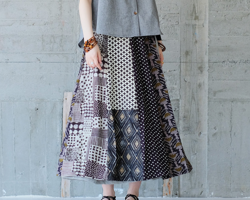 スカート　パッチワークに This patchwork skirt with a yoke made from a kimono is so cute