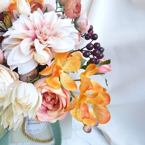 アーティフィシャルフラワー ブーケ ブートニア ぴょんぴょんブーケ