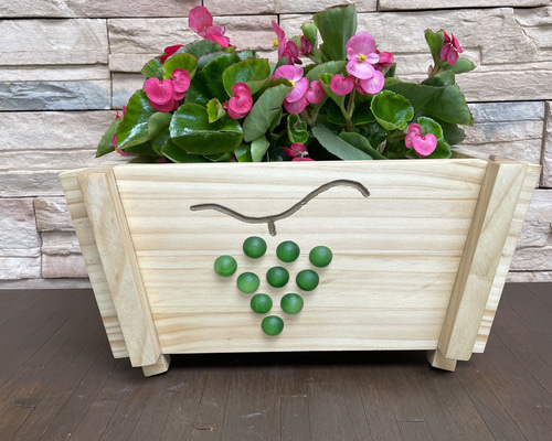 銅製装飾プランター ブドウモチーフ 932bfdcf471a244278d066074c7b2e