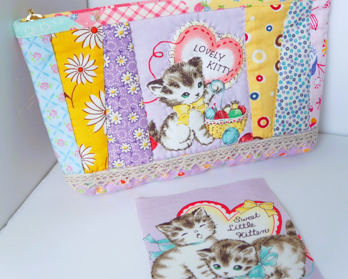 感謝価格　SALE 猫柄　猫ちゃん大集合ポーチ　パッチワーク　人気　ハンドメイド 感謝価格 SALE 猫柄 猫ちゃん大集合ポーチ パッチワーク 人気