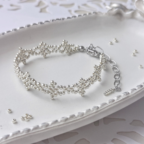 再販×3♪きらりシルバー×清楚なレース♡海外アンティークレース風  