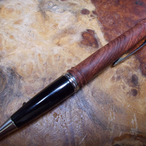 本花梨のボールペン！ パーカータイプ（G2規格）のリフィル ペン