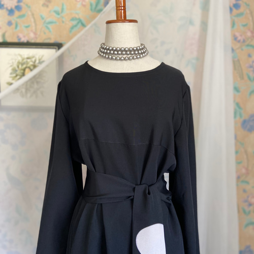 着物リメイク 花車 吉祥模様 黒留袖ドレス 友禅染 Aライン