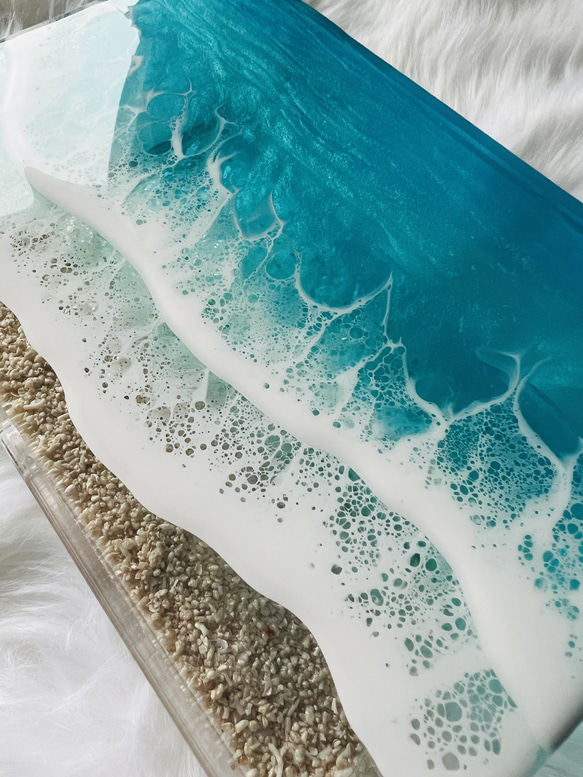 海のインテリア収納BOX  海のトレイ　小物入れ　波紋　波　海　キラキラ　ブルーオーシャン　エポキシ　レジンアート　水面 1枚目の画像