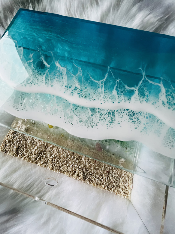 海のインテリア収納BOX  海のトレイ　小物入れ　波紋　波　海　キラキラ　ブルーオーシャン　エポキシ　レジンアート　水面 6枚目の画像