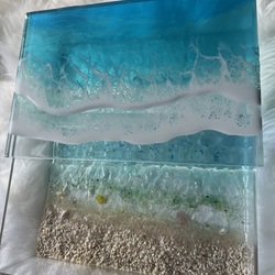 海のインテリア収納BOX  海のトレイ　小物入れ　波紋　波　海　キラキラ　ブルーオーシャン　エポキシ　レジンアート　水面 2枚目の画像
