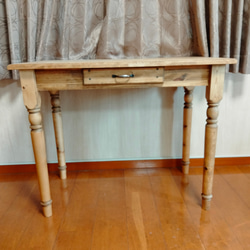 カントリー木工　家具　ろくろ脚のパソコンデスク　学習机　作業台 カントリー木工 ろくろ脚のパソコンデスク 学習机 作業台 - メルカリ