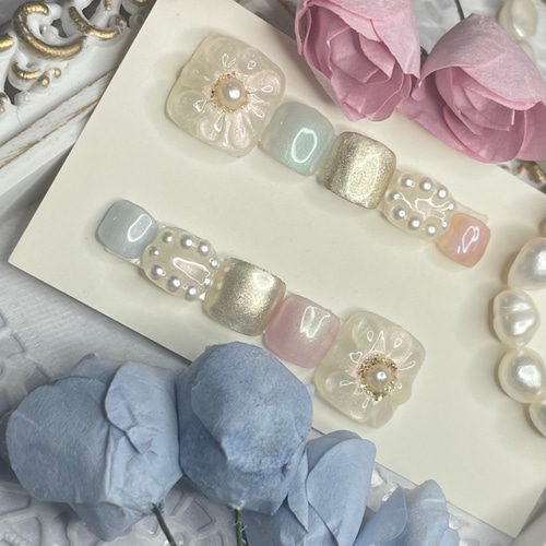 サイズオーダー♡ぷっくりフラワーフットネイルチップ ミックスカラー  