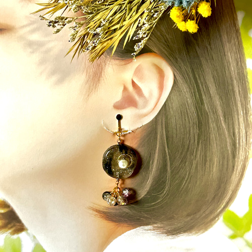Sparkle-黒の化石- 【ハンドメイドアクセサリー レジンアクセサリー 