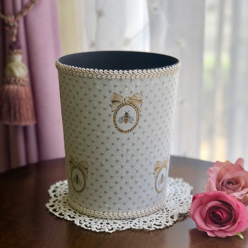 ②ゴブラン ゴミ箱 box ジャックラッセル アンティーク 1点のみ レア ②ゴブラン ゴミ箱 box ジャックラッセル アンティーク 1点のみ レア