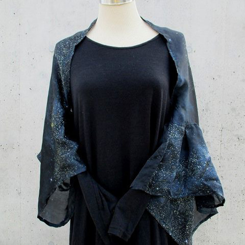 シルクサテン100％3WAY以上着回し 神秘的な宇宙柄 ショート