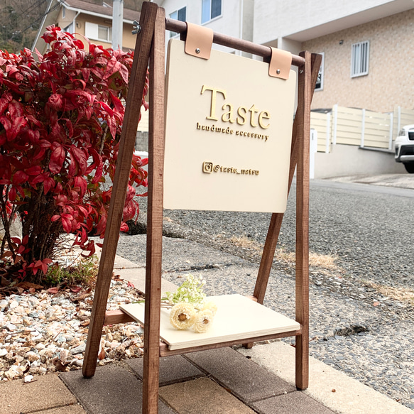 ☆ぺんぎん☆楠円形飾り台、桧片側耳付棚板オーダー製作●確認 Amazon | 耳付き 一枚板 ※ヒビ 節 ダメージあり 国産檜(桧