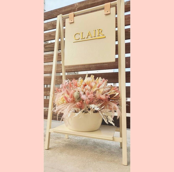 木の立体看板＊22×22cm＊台付き 