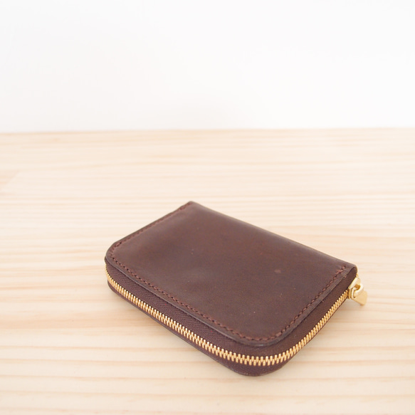 サドルレザーのコンパクト財布（ブラウン） 2枚目の画像