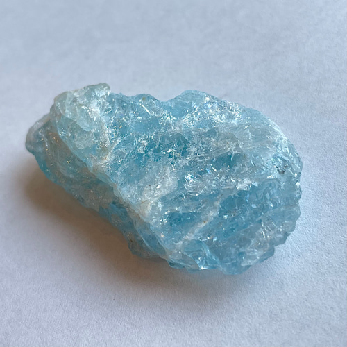 レインボーアクアマリン原石 No.93280 天然石 omori&co 通販 16020507