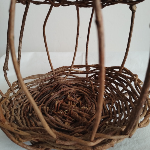 ⑥あけびの蔓で編んだ オリジナル ランタン型オブジェ ハンドメイド