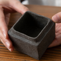 燒島陶瓷盒立方體 第4張的照片