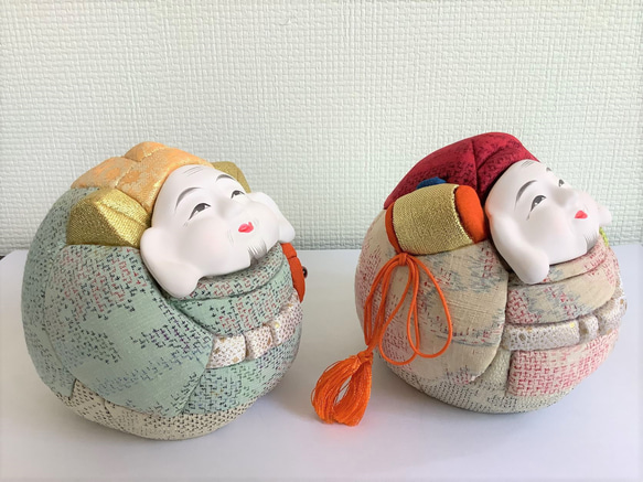 塩沢織木目込人形　縁起人形　二福神                                     ◎サイズ(本体)恵比寿：高さ１０.５ｃｍ　　奥行１２　 OC1794922382(13750円)