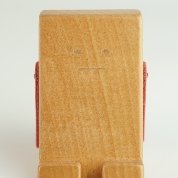 【ワケありな逸品】TOSMU ボーちゃんスマホ立て 木製 スマホスタンド 4枚目の画像
