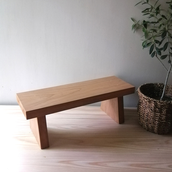 【W450×D150】無垢杉板 飾り台 ラック ミニテーブル ( 花台にも) 8枚目の画像