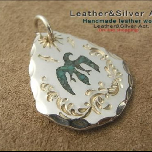 1点物　イーグルネックレス 手彫り　ハンドメイド　ネックレス　ｋ18　かまし 1点物 イーグルネックレス 手彫り ハンドメイド ネックレス k18