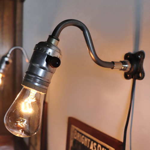 フック型】インダストリアルブラケットライト｜工業シンプル壁面照明