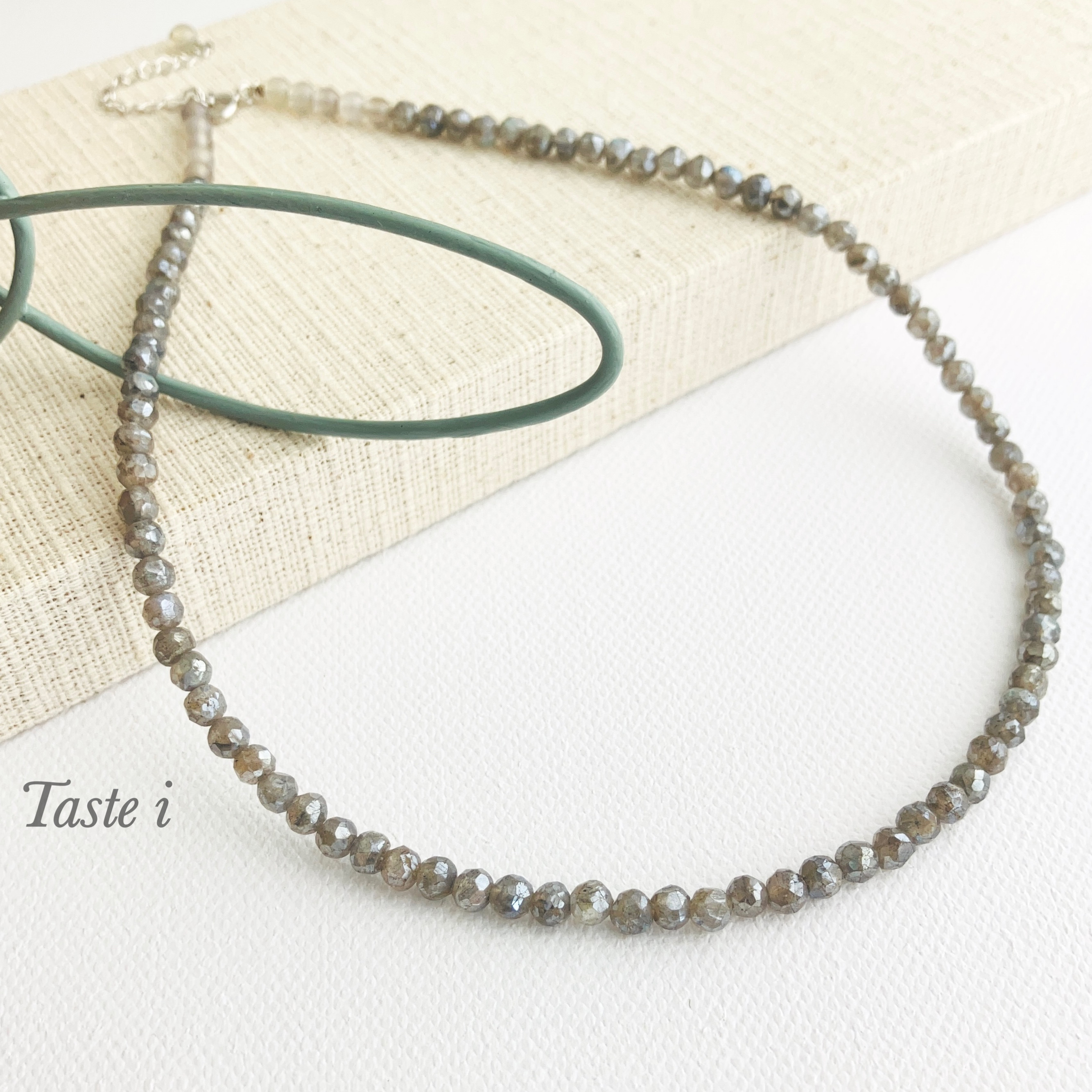 ♪限定1点♪【大人テイスト】カットの入ったラブラドライト4.5ミリのネックレス　シルバー925〔20162〕