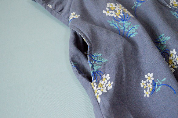リネン100％紫陽花総刺繍ポケット付きフリル衿大人可愛い半袖ワンピース♪ 5枚目の画像