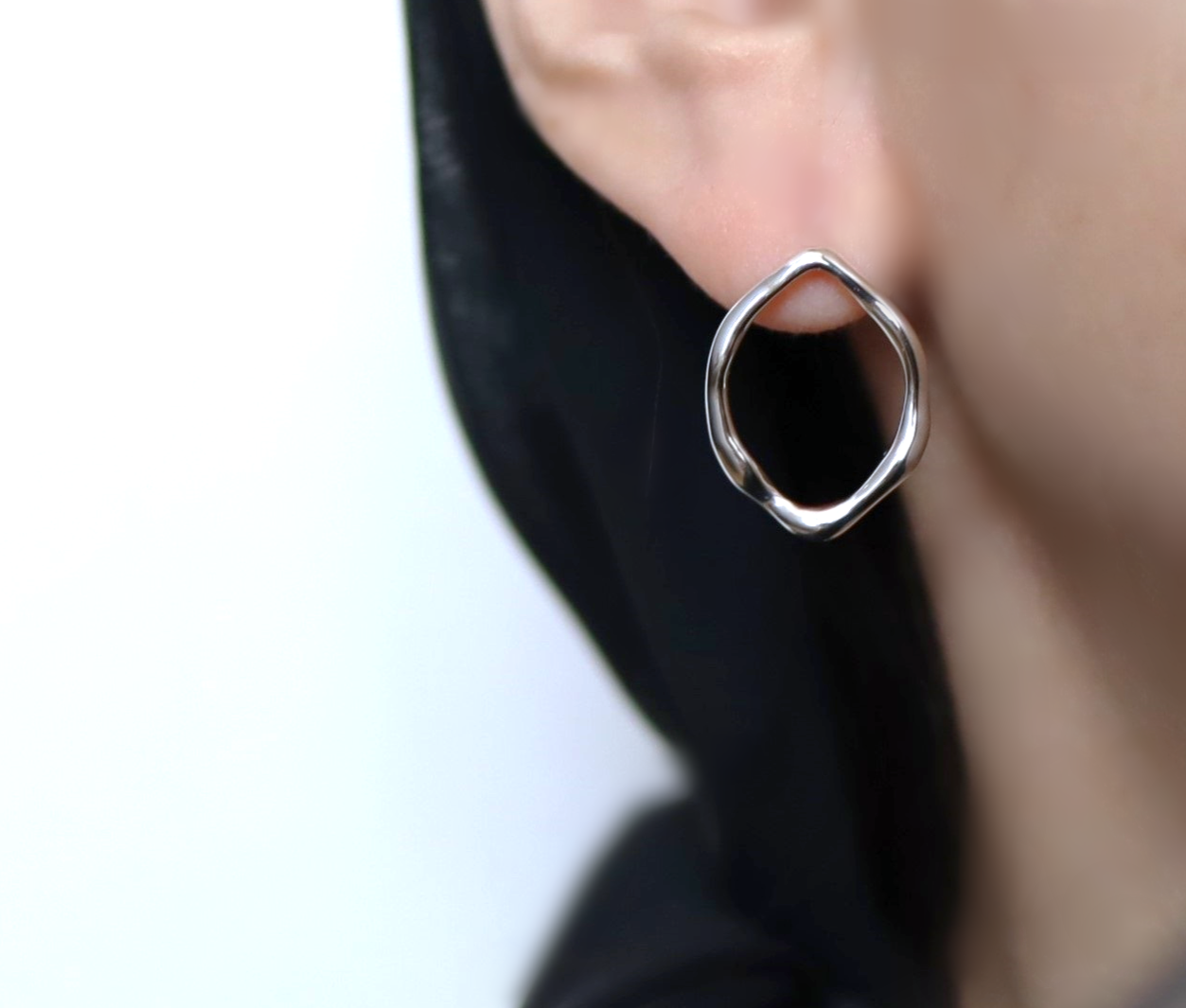 雫 大ぶりピアスSV925　両耳用