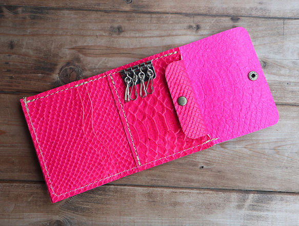 キーホルダー付き革のコンパクト財布/ピンクの革財布/key-pink 6枚目の画像