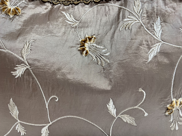 フランス製シルク刺繍バッグ 