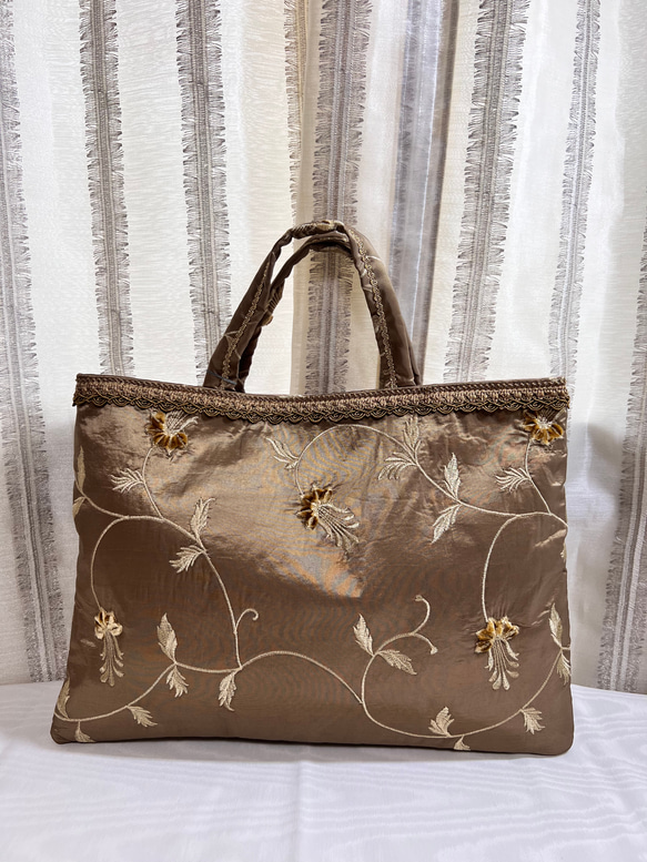 フランス製シルク刺繍バッグ 