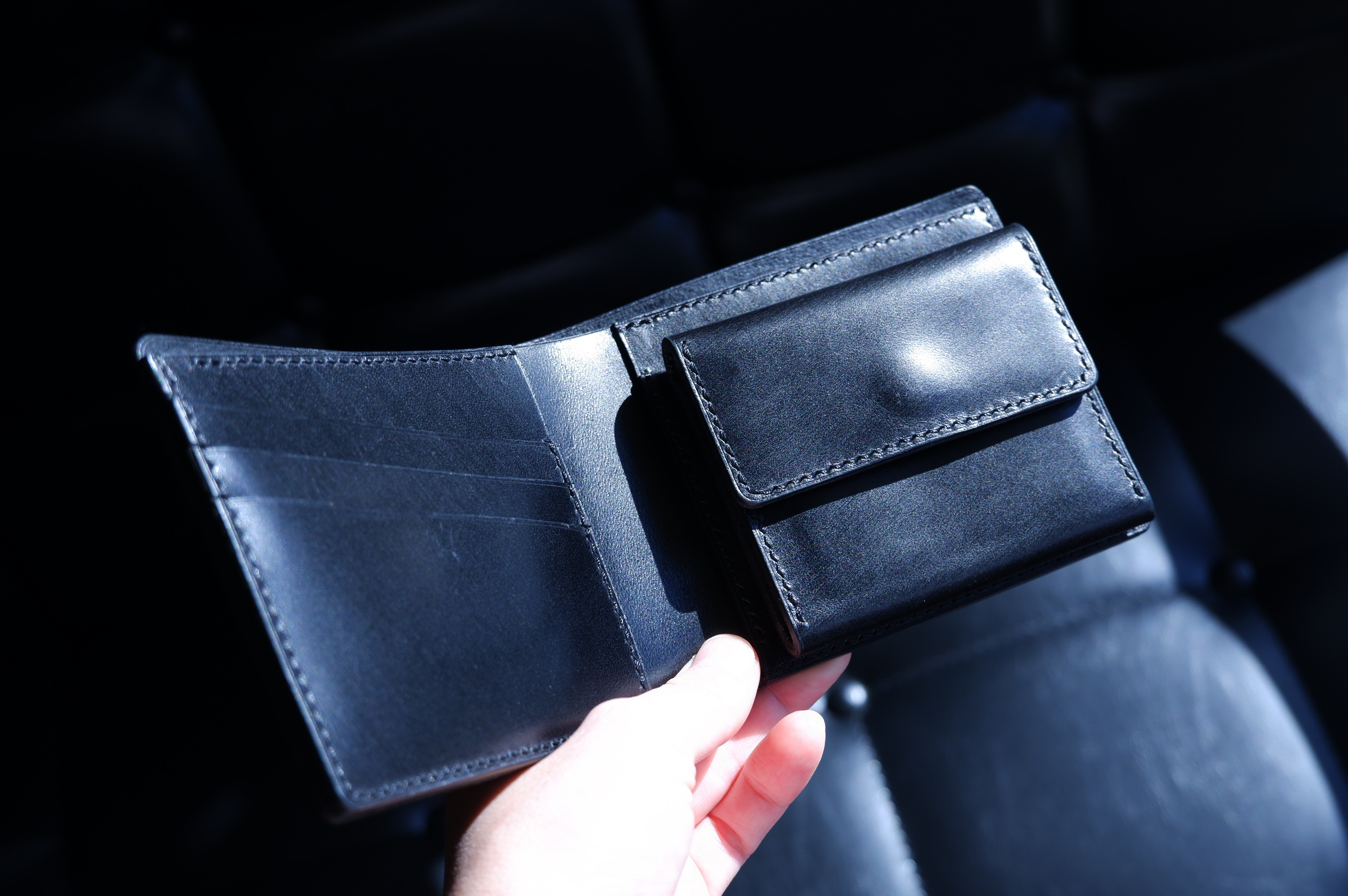 小銭入れ付き二つ折り財布 ｜ イタリア産/革財布/クラシック 二