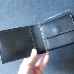 二つ折り財布　|　本革/レザー/真鍮/黒/手縫い/メンズ/クラシック/財布/二つ折り財布 2枚目の画像